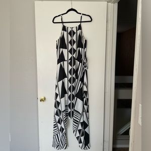 Express Black/White High-Low Lined Dress
